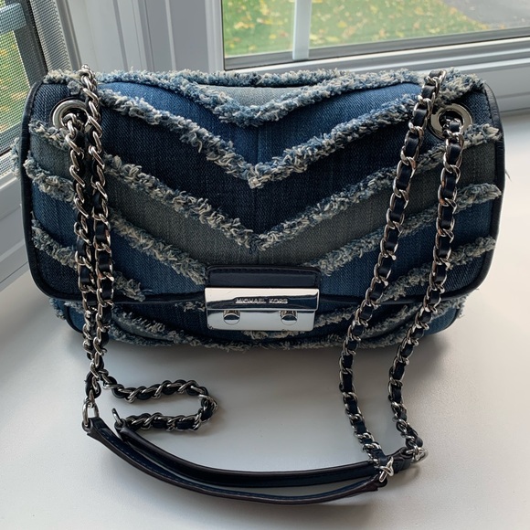 MICHAEL KORS DENIM HANDBAG - Picture 2 of 6